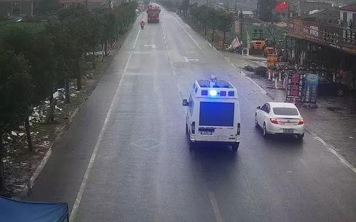 国产警车飞奔视频,守护平安速度与激情